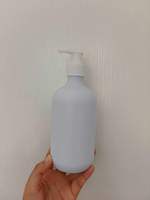 Botol Isi Ulang Pompa Tekan Premium 300ml 500ml dengan Cetak Logo Kustom untuk Sampo Kondisioner Losion Tubuh Sabun Cuci Tangan