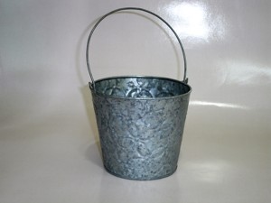 Pot de fleurs de jardin galvanisé, pot de fleurs en fer galvanisé, support de fleurs galvanisé, pot de fleurs décoratif en métal suspendu - Product Image 6