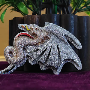 Pendentif Dragon Glacé Argenté avec Diamant Moissanite Design Dragon Ailes Aiguisées Collier Statement Hip Hop pour Hommes et Femmes - Product Image 1