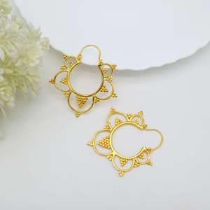 ห่วงสำหรับชนเผ่าดอกบัวสุดพิเศษของผู้หญิงต่างหูทองเหลืองชุบเงินเครื่องประดับสำหรับงานเทศกาลสไตล์ที่น่าดึงดูด - Product Image 3