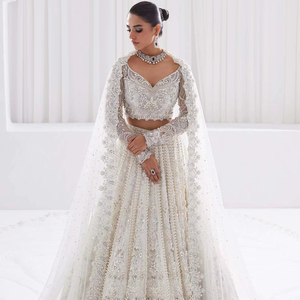 Vestidos de Novia Clásicos Pakistaníes Hechos a Mano con Espalda de Encaje de Cristal, 100% Seda, Largos hasta el Suelo, para Bodas Asiáticas - Product Image 1
