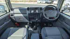 Toyota Land Cruiser USADA SIN ACCIDENTES, CAMIONETA DOBLE CABINA - Product Image 5