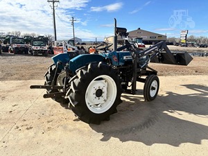 Tractor MITSUBISHI D2500 de 1976, Alta Potencia, 4x4, Maquinaria Agrícola, Motor Diésel Eficiente, Uso Pesado, Precio de Mayoreo - Product Image 3