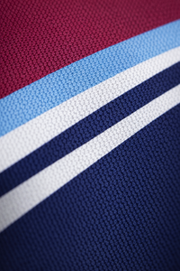 Camiseta de Hockey sobre Hielo para Hombre de los Colorado Avalanche, Manga Tres Cuartos, Cuello en V, Sublimada, Absorbe la Humedad - Product Image 4