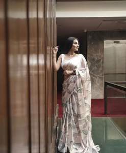 ชุดส่าหรีผ้าซาตินพิมพ์ลายดิจิตัลสวยชุดอินเดียและปากีสถานเสื้อสำหรับงานหนักดีไซน์แฟนซีล่าสุดสำหรับงานแต่งงาน - Product Image 3