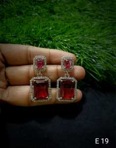 PENDIENTES DE ESTILO CLÁSICO DE DIAMANTE AMERICANO TRADICIONAL Y DE MODA Y PENDIENTES DE REGALOS DE CUMPLEAÑOS Y NAVIDAD - Product Image 2