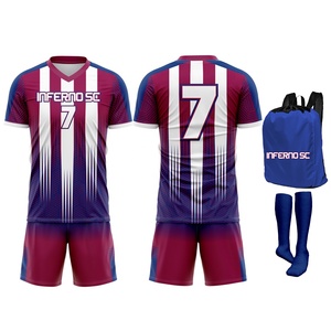 Ensemble de vêtements de football personnalisés de haute qualité, légers, 100% polyester, respirants, extensibles, manches courtes, taille élastique, col en V, sport - Product Image 6
