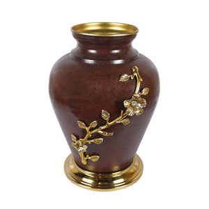 . Grand vase trompette chromé, conçu pour les grands centres de table de mariage. Disponible à prix de gros. - Product Image 5