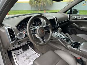 2017 PORSCHE CAYENNE PLATINUM EDITION AWD LISTO PARA ENVIAR - Product Image 2