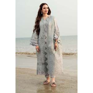Conjunto de 3 piezas NUREH para mujer: Camisa bordada con diseño láser, Dupatta bordada de tela Khaddi y Pantalón - BIC-4746 - Product Image 1