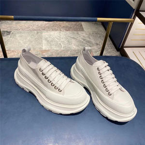 Sneakers en cuir de haute qualité pour femmes, chaussures de marques célèbres, unisexe, MC, sneakers pour hommes, sneakers blanches personnalisées de luxe - Product Image 2