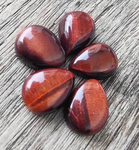 Oeil de tigre rouge naturel en vrac pierres précieuses larme Cabochon dos plat calibré forme de poire toutes les tailles disponibles IGI - Product Image 2