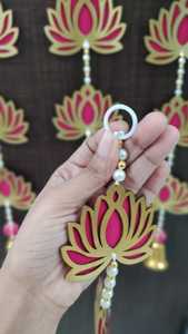 แขวนดอกบัวแขวนผนังที่สวยงามสำหรับฉากหลังของบ้านงานปาร์ตี้ที่บ้าน navratri pooja บ้านปาร์ตี้ Diwali heena mehendi dholki Deco - Product Image 4