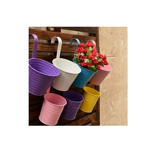 Pot de plante en métal et pot suspendu de forme ronde de couleur personnalisée à bas prix pour la vente chaude à bas prix - Product Image 1