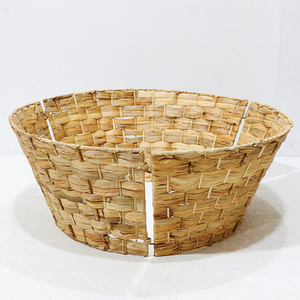 Base para Árbol de Navidad Tejida a Mano con Jacinto de Agua Natural Ecológico de Artex Dong Thap - Product Image 2