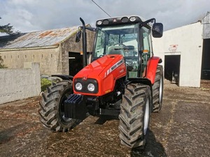 รถแทรกเตอร์ Massey Ferguson 5455 ขับเคลื่อน 4 ล้อ 100 แรงม้า สำหรับงานเกษตร พร้อมการรับประกันเครื่องยนต์ 4 ปี ปั๊ม เกียร์ มอเตอร์ ลูกปืน สำหรับใช้งานในสวน - Product Image 2