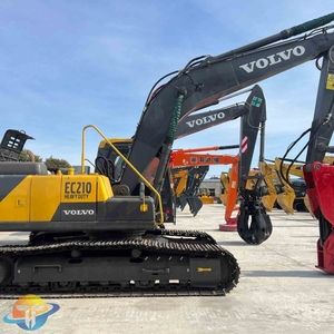 Excavatrice sur chenilles Volvo EC210 d'occasion en bon état, moteur Cummins, poids opérationnel de 25 tonnes, moteur à engrenages, faible nombre d'heures, à vendre - Product Image 4