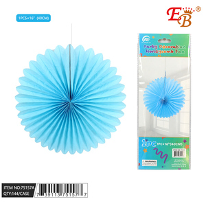 พัดลมพลาสติกลายรังผึ้งสีฟ้าอ่อนขนาด 16 นิ้ว 144 ชิ้น/กล่อง รุ่น 75157A สำหรับตกแต่งงานวันเกิด - Product Image 1