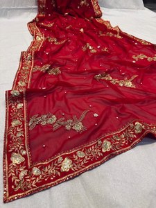 Sari de Georgette Bordado de Color Rojo, Último Modelo Exclusivo, Estilo Étnico para Bodas, Aspecto Impresionante y Moderno - Product Image 6