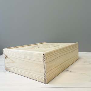 Classic Wreath <b>Keepsake</b> Decorative Storage <b>Box</b> - Product Image 1