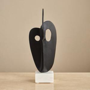Sculpture artistique de cheval en métal noir Pièce de déclaration élégante idéale pour la maison de luxe ou la décoration de bureau contemporaine - Product Image 5