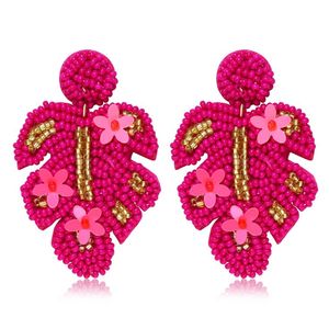 Boucle d'oreille élégante de luxe perlée coeur léopard broderie avec un design mignon fait à la main et une finition élégante de haute qualité pour fille - Product Image 4