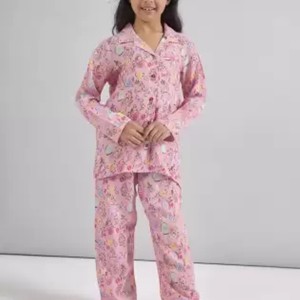 Multi-patrón de manga larga pantalones pijamas lindo dibujos animados ropa de casa conjunto de fábrica al por mayor ropa de dormir para niñas - Product Image 1