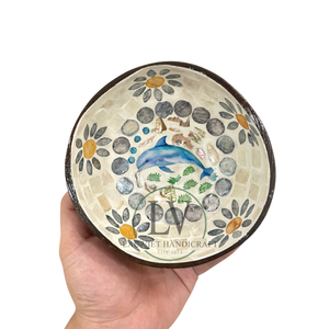 Bol écologique en coquille de noix de coco avec incrustation de vadrouille et motif dauphin Bol en nacre de noix de coco fait main du Viet Nam - Product Image 4