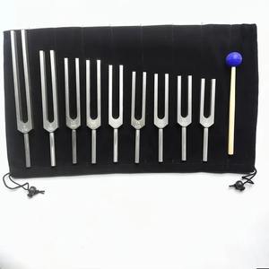 Aleación de aluminio Chakra Tuning Fork Set 174Hz-963Hz Manual Sound Healing Yoga Meditación Instrumento de musicoterapia - Product Image 1