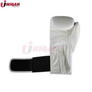 นวมชกมวยหนังใส่สบาย8ออนซ์สำหรับฝึกมวยไทยและ MMA ถุงมือพันมือและทำนวม - Product Image 6