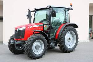 รถแทรกเตอร์ฟาร์มมือสอง Massey Ferguson 90 แรงม้า ขับเคลื่อน 4 ล้อ เกียร์ธรรมดา พร้อมรับประกัน 1 ปี  สำหรับตรวจสอบเครื่องจักรด้วยรายงานและวิดีโอ มีขาย - Product Image 3