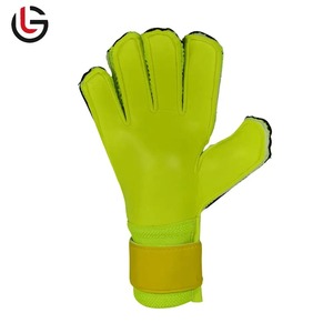 ถุงมือผู้รักษาประตู GLOBAL LEATHER รุ่นใหม่ สำหรับมืออาชีพ ป้องกันนิ้วมือ สำหรับผู้ใหญ่และเด็ก หนังแท้ อเนกประสงค์ ยางลาเท็กซ์หนา ผิวเรียบ สำหรับฟุตบอล - Product Image 6