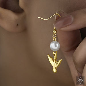 PRAO Conjunto de collar de perlas y pájaros antideslustre con pendientes - Product Image 4