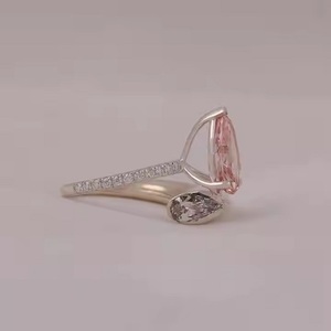 Bague de fiançailles en diamant de laboratoire en or massif 14KT coupe poire rose avec petit pendentif rond poire bagues en diamant uniques - Product Image 3