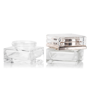Tarro de Vidrio Vacío Premium Golden Pump de 5g, 15g, 30g, 50g y 100g para Crema Facial, Bálsamo <span class=keywords><strong>Desmaquillante</strong></span> y Productos para el Cuidado de la Piel - Product Image 1