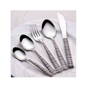Nuevo juego de cubiertos modernos Juego de cubiertos antiguos hechos a mano con estilo para boda y decoración del hogar - Product Image 1