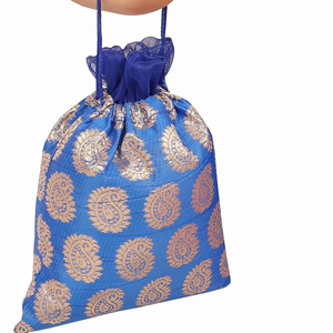 กระเป๋าใส่ของชำร่วยสำหรับงานแต่งงานของอินเดียถุงผ้าหูรูดสีสันสดใสของชำร่วยให้ผลไม้แห้งดี - Product Image 1