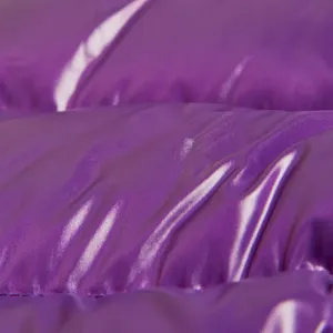 2025 ropa de invierno chaleco acolchado de Color púrpura sólido diseño personalizado poliéster acolchado estilo Botón de gran tamaño chaqueta acolchada para hombres - Product Image 5