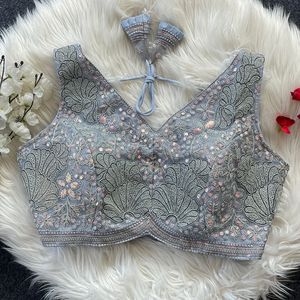 Blouse de soirée élégante entièrement brodée avec de magnifiques travaux faits à la main, richement ornée et entièrement cousue - Product Image 4