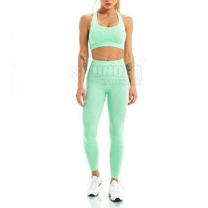 Ensemble de yoga pour femmes ensemble de 2 pièces à motif solide personnalisable de qualité supérieure dernière conception ensemble de yoga à motif solide en gros - Product Image 1