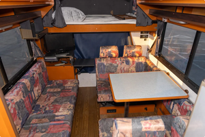 CONDUCCIÓN - VEHÍCULO USADO CON VOLANTE A LA IZQUIERDA |   CONDUCCIÓN DERECHA |   Toyota Toyoace Camroade Camper de 1998 - Product Image 3