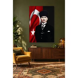 Fida Ataturk à Kalpak devant le drapeau turc, impression sur toile - Product Image 3