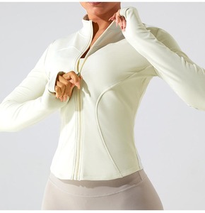 Venta al por mayor de ropa de fitness de las mujeres ropa de gimnasio Kit de chándal Pantalones de elevación de glúteos de las mujeres de manga larga con cremallera hasta la chaqueta ropa de jogging - Product Image 4