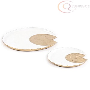 Bandeja Decorativa de Metal para Decoración de Mesa en el Hogar y Hoteles |   Mejora la elegancia interior - Product Image 4