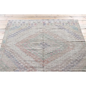 Tapis turc vintage de 5x8,2 pieds, tapis en laine géométrique gris - Product Image 4