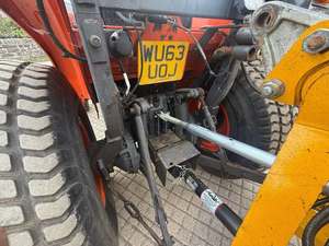 รถแทรกเตอร์ล้อยางขนาดเล็ก Kubota L5040 52 แรงม้า ขับเคลื่อน 4 ล้อ พร้อมเครื่องยนต์ใหม่ ปั๊มเกียร์ กำลังขับเคลื่อน 20-200 แรงม้า - Product Image 6