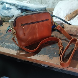 Última Colección, Bolso Bandolera Cruzado de Cuero Genuino con Cierre de Cremallera, Estilo Occidental, Resistente, para Niñas - Product Image 2