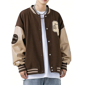 Chaqueta Varsity de Alta Calidad Personalizada con Colores del Estado de Oregón, Chaqueta Bomber para Hombre en Verde y Amarillo con Mangas de Cuero PU y Letras Bordadas - Product Image 1