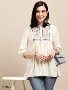 Conjunto de Túnica Corta de Tela de Rayón de Alta Calidad a Precio Accesible, Último Diseño, Estilo de Diseñador, Venta Rápida al por Mayor - Product Image 4