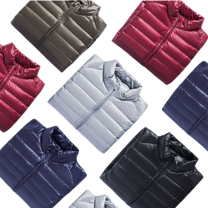 Chaqueta acolchada informal de alta calidad para hombre de fabricante OEM, chaqueta de manga larga con cuello levantado, ropa de calle de invierno, chaqueta teñida lisa - Product Image 6